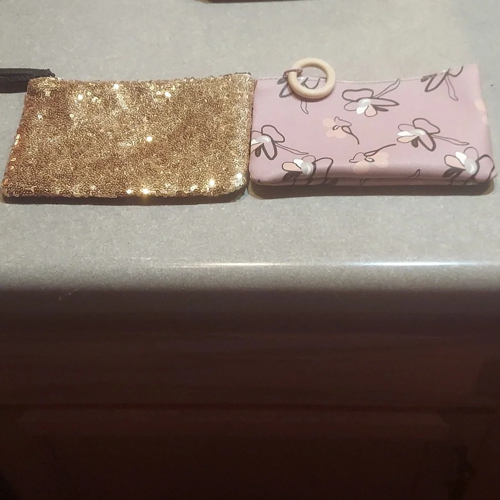 Women's Ipsy makeup bags